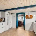 Feriehus - 100m From The Sea By Interhome *