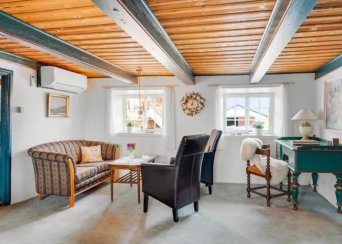 - 100m From The Sea By Interhome