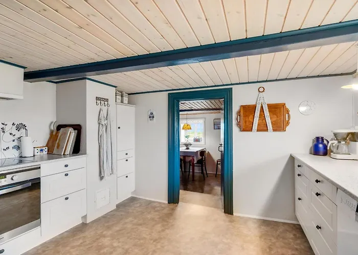 Semesterbostad - 100m From The Sea By Interhome *